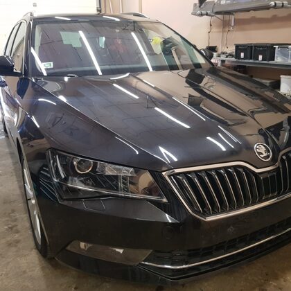 SKODA SUPERB 2016