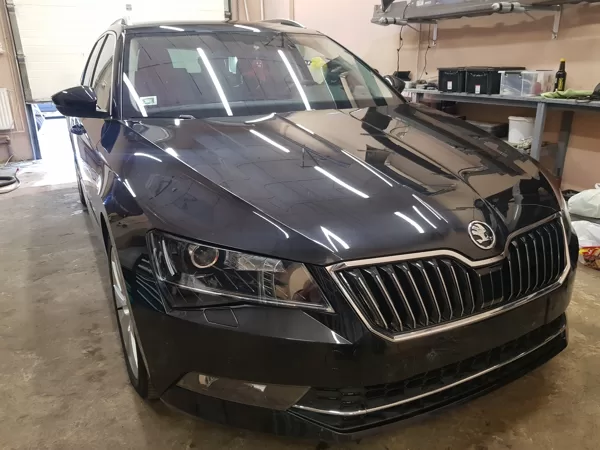 SKODA SUPERB 2016