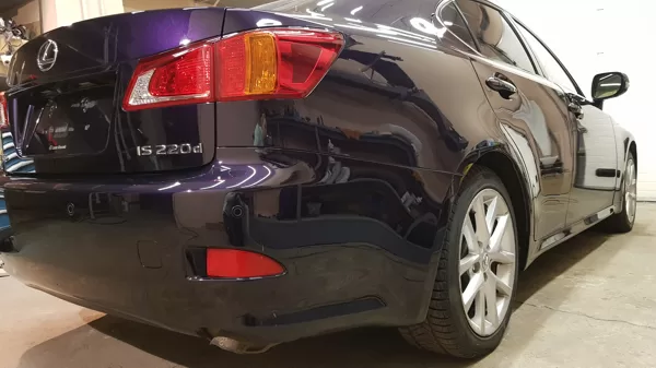 LEXUS IS