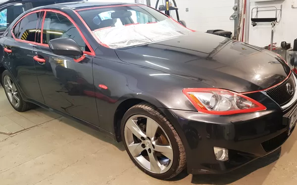 LEXUS IS